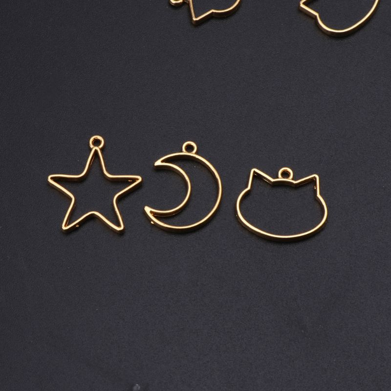幾何学的な形のミニペンダント,90個,UV樹脂,ベゼルチャー - Bezels Set Pendant のレビューと価格